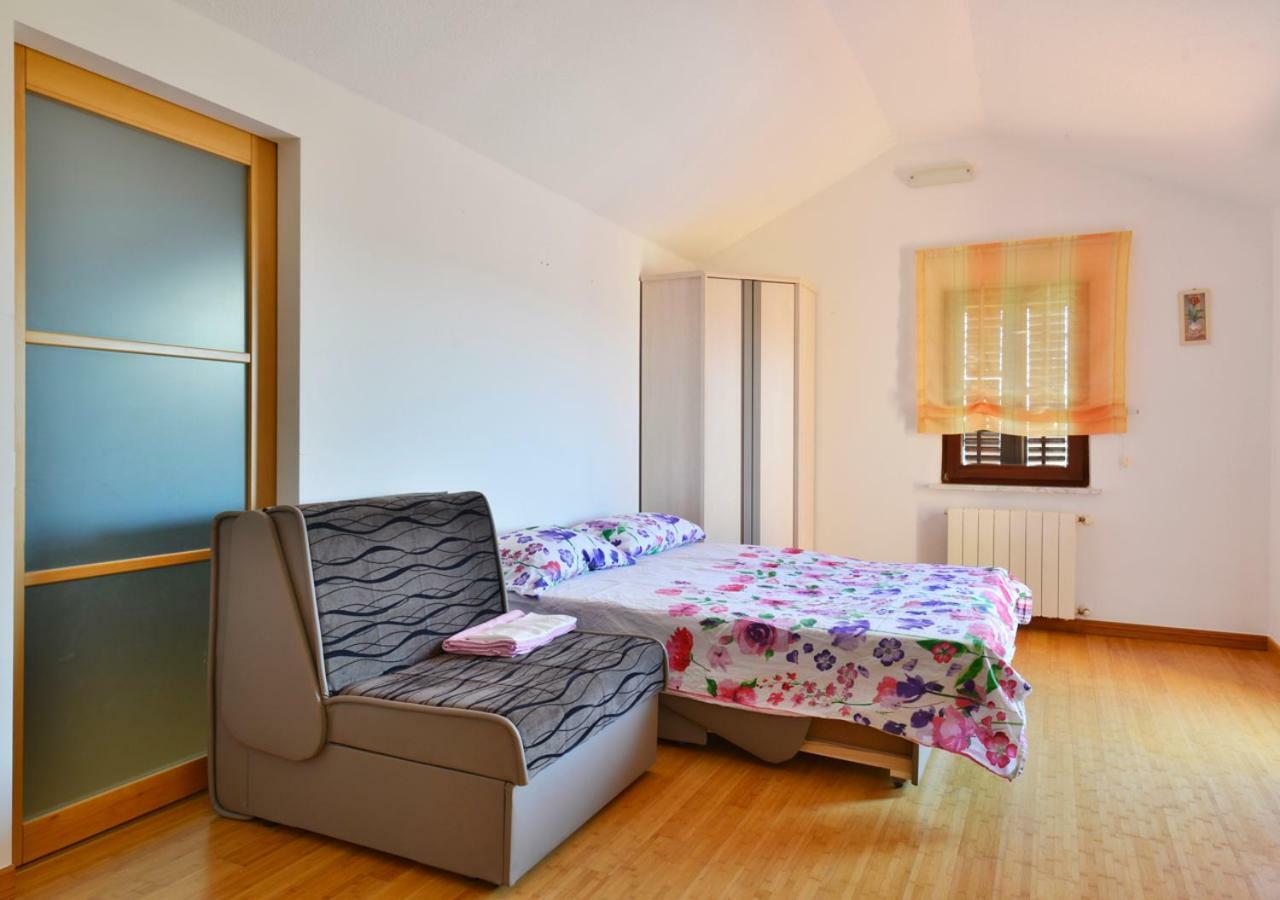 App Cerneka Apartment Umag Bagian luar foto